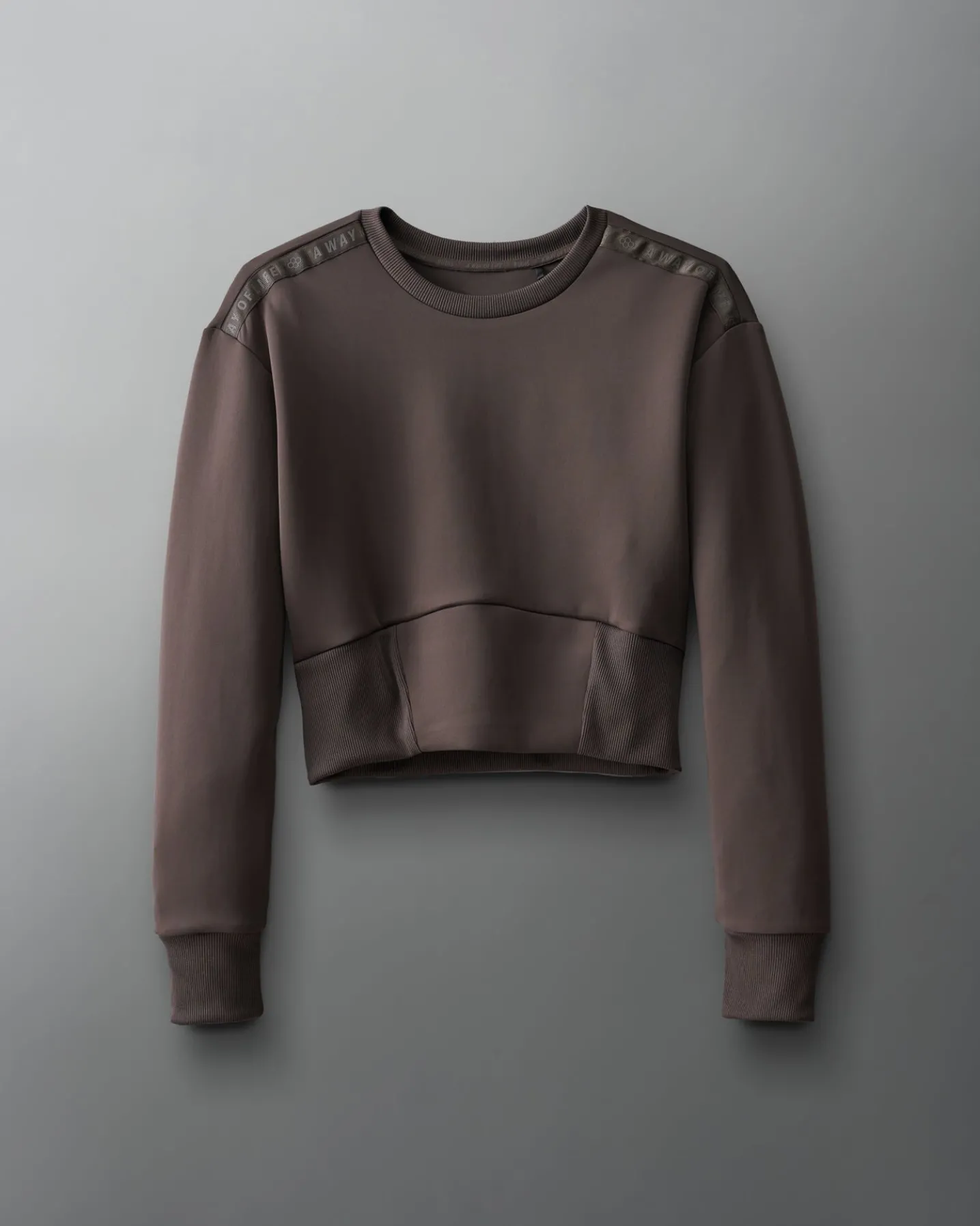 COOL-FEEL Women's Fitted Crew - Cocoa