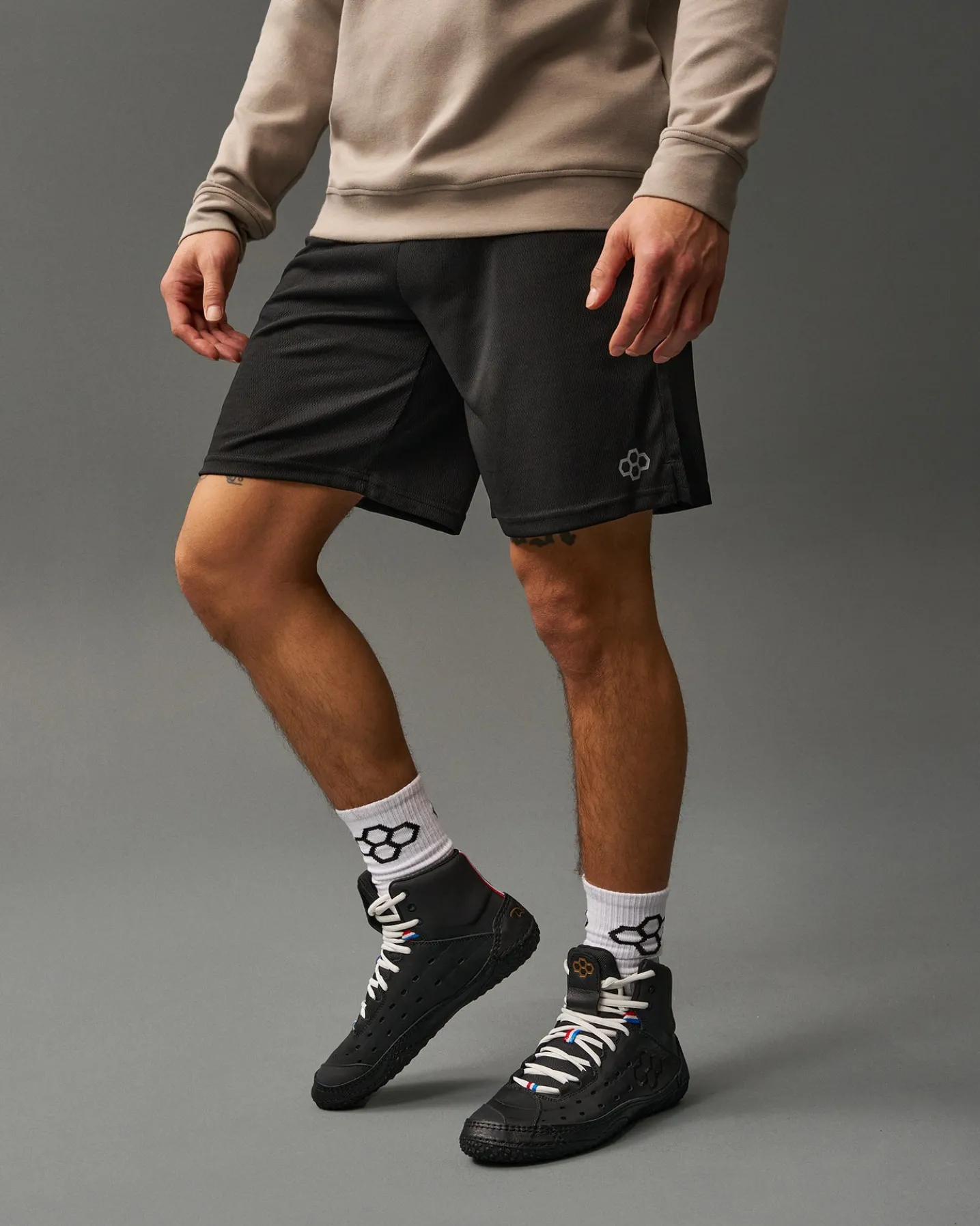 RUDIS 8" Mesh Shorts - Black